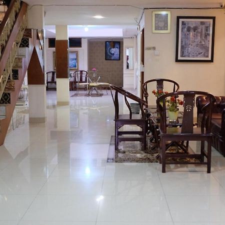 Zen Boutique Syariah Hotel Cakarta Dış mekan fotoğraf