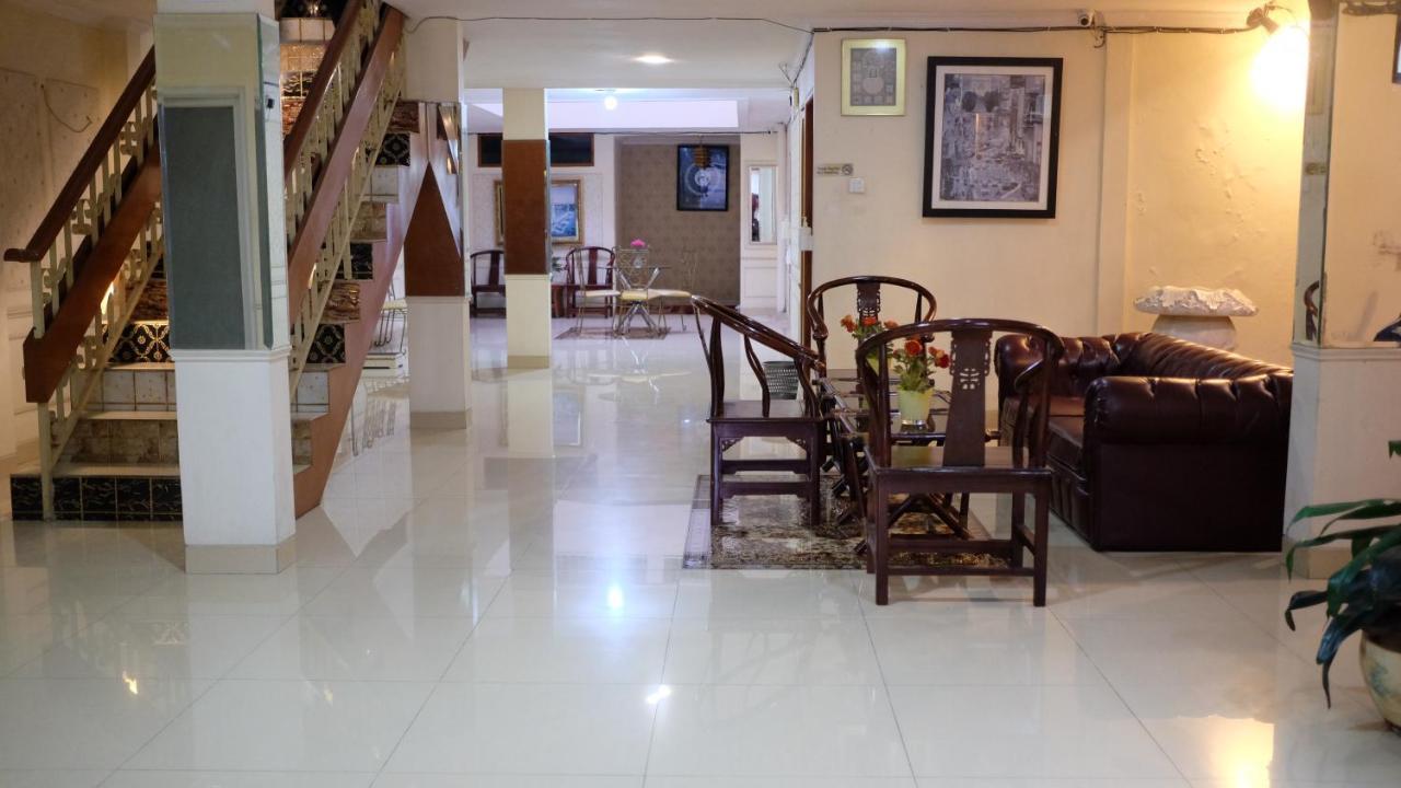 Zen Boutique Syariah Hotel Cakarta Dış mekan fotoğraf
