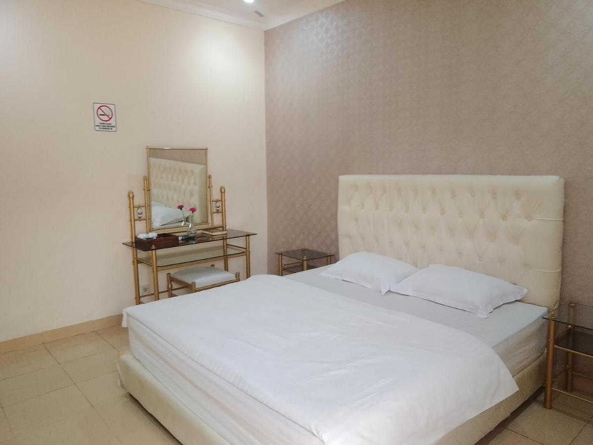 Zen Boutique Syariah Hotel Cakarta Dış mekan fotoğraf